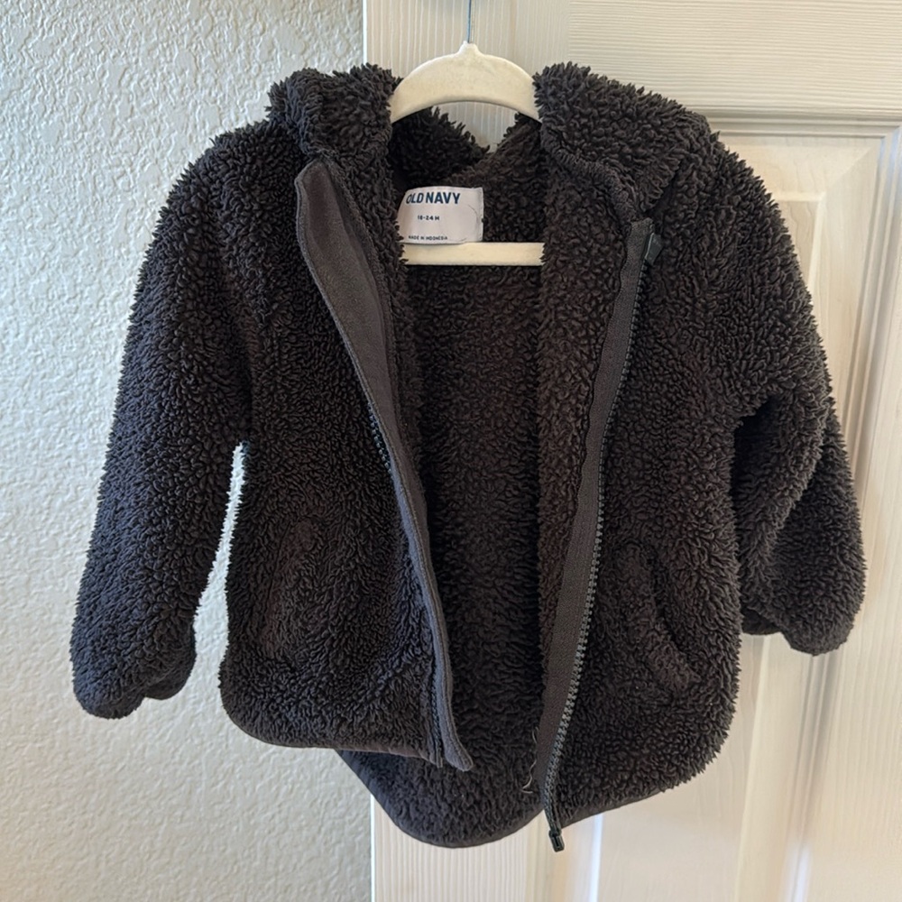 Toddler girl Old Navy Black Sherpa jacket with teddy bear hood. 18-24 months.